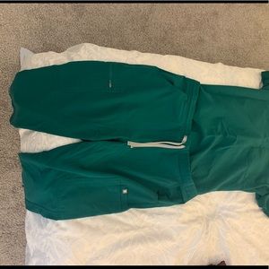 Figs medium hunter green scrub bottoms technical collection